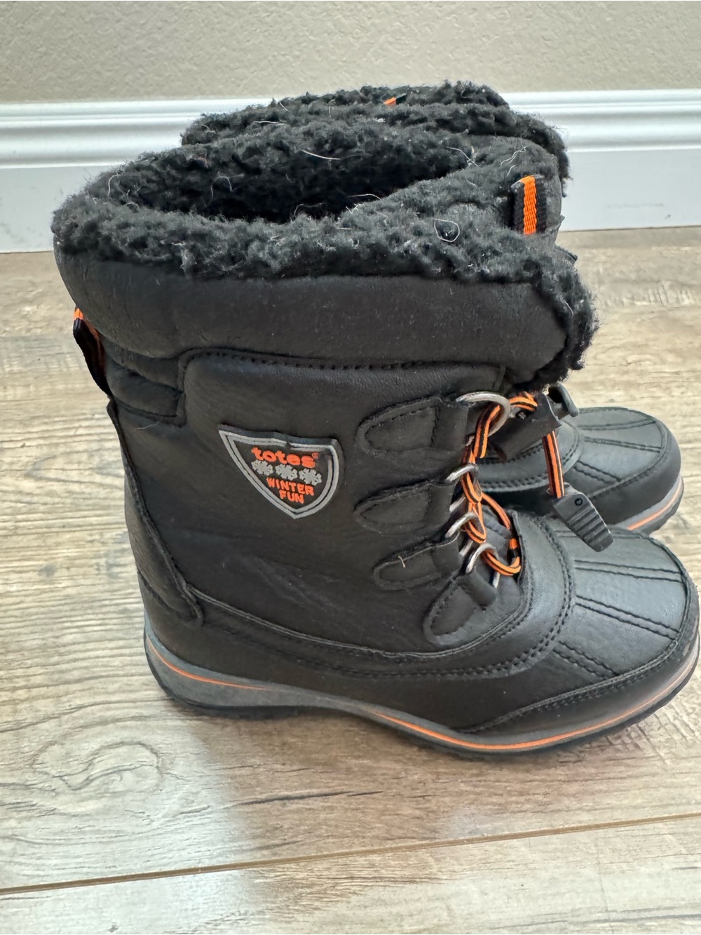 Totes Buster Kids Snow Boots Size 13 Black Orange Faux Fur Lined Winter - Picture 3 of 9